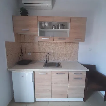 Apartment Mariza -studios Hanioti